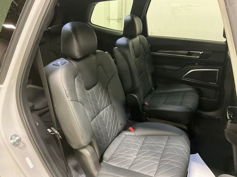 Used 2024 Kia Telluride SX Prestige X-Pro AWD/4WD image 23