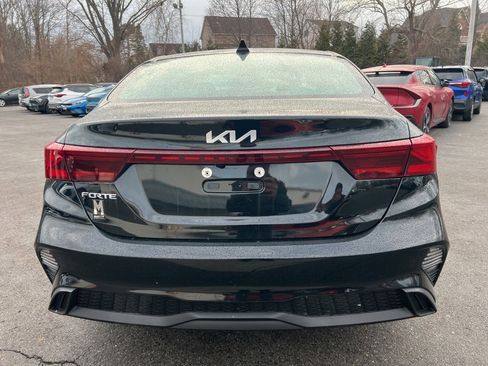 Certified 2023 Kia Forte LXS image 4