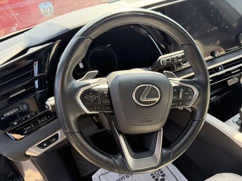 Used 2024 Lexus RX 350 Premium w/ Accessory Package (Z1) FWD image 11