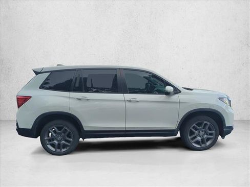 Used 2023 Honda Passport EX-L image 5