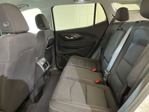 Used 2023 GMC Terrain SLE w/ Driver Convenience Package AWD/4WD image 14