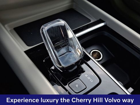 New 2026 Volvo XC60 B5 Ultra w/ Protection Package Premier AWD/4WD image 11