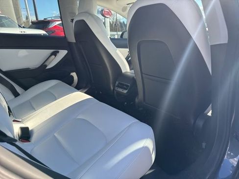 Used 2020 Tesla Model 3 Performance image 13