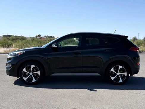 Used 2017 Hyundai Tucson Sport AWD/4WD image 5