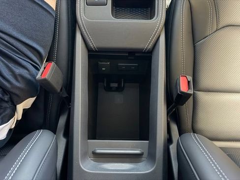 Used 2026 Ford Mustang Mach-E Premium AWD/4WD image 38