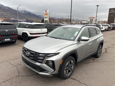 New 2026 Hyundai Tucson SEL image 1