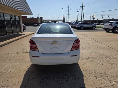 Used 2019 Chevrolet Sonic LT FWD image 7