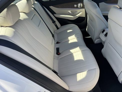 Used 2022 Mercedes-Benz E 350 Sedan image 8