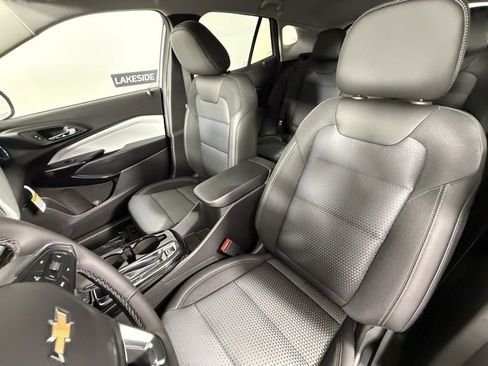 New 2025 Chevrolet Trax LT w/ Driver Confidence Package image 26