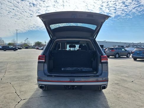 New 2026 Volkswagen Atlas Peak Edition AWD/4WD image 30