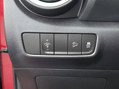 Used 2023 Hyundai Kona SEL image 23