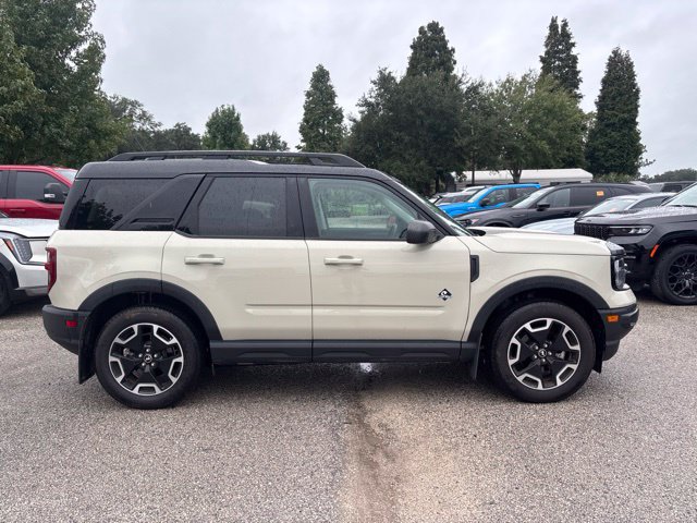 Used 2024 Ford Bronco Sport Outer Banks w/ Tech Package AWD/4WD image 4