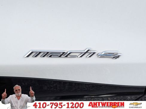 Used 2023 Ford Mustang Mach-E Premium image 9