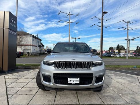 Used 2021 Jeep Grand Cherokee L Summit image 3