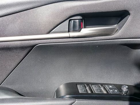 Used 2025 Toyota Camry LE w/ Convenience Package FWD image 24
