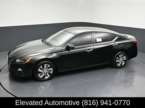 Used 2022 Nissan Altima 2.5 S FWD image 25