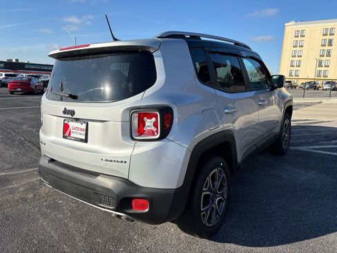 Used 2017 Jeep Renegade Limited image 5
