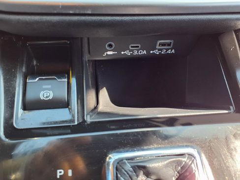 Used 2023 Subaru Outback Premium AWD/4WD image 8
