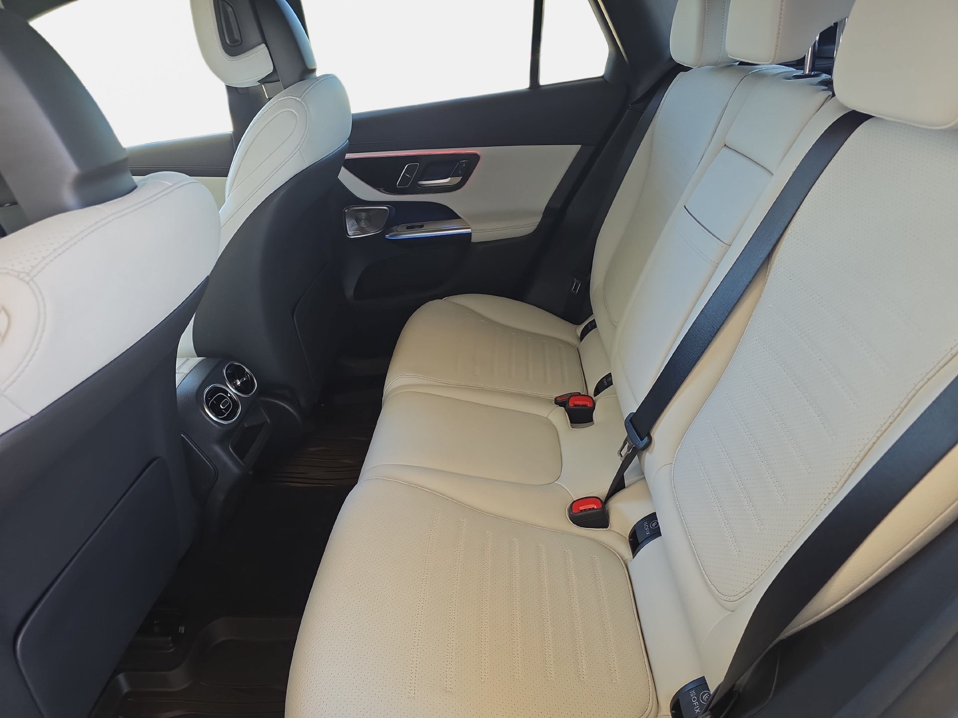 Certified 2026 Mercedes-Benz GLC 300 4MATIC image 14