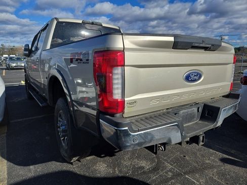 Used 2017 Ford F250 Lariat w/ Lariat Ultimate Package image 4