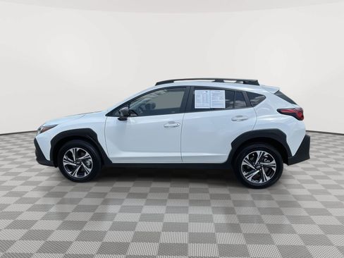 Certified 2025 Subaru Crosstrek 2.5i Premium AWD/4WD image 9
