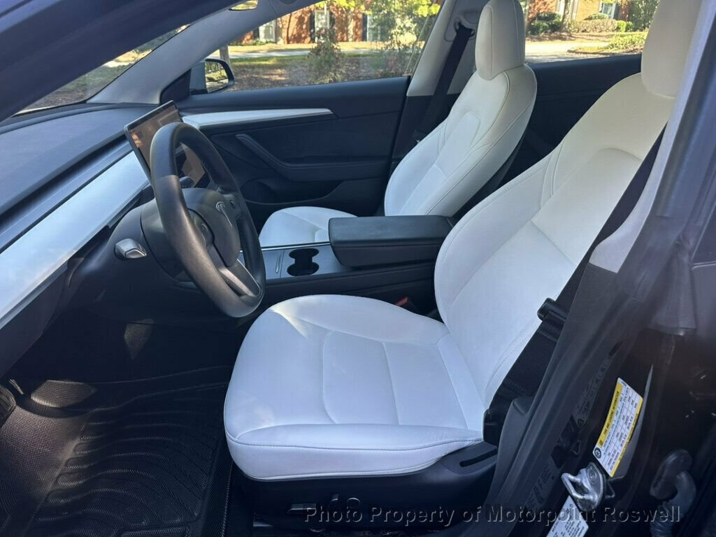 Used 2023 Tesla Model 3 Standard Range RWD image 7