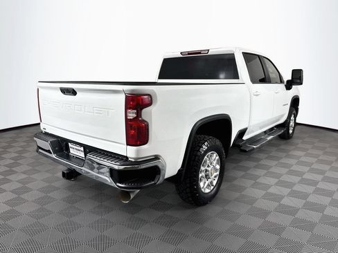 Used 2025 Chevrolet Silverado 2500 LT AWD/4WD image 7