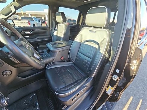 Used 2022 GMC Sierra 1500 AT4X image 16