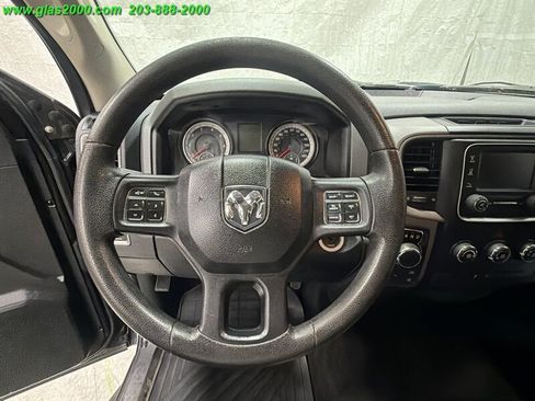 Used 2016 RAM 1500 Express w/ Black Ram 1500 Express Group AWD/4WD image 4