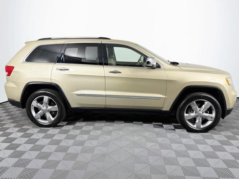 Used 2012 Jeep Grand Cherokee Overland AWD/4WD image 32