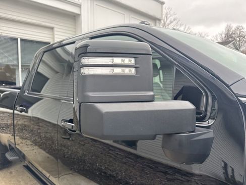 Used 2025 GMC Sierra 2500 AT4 w/ AT4 Premium Plus Package image 52