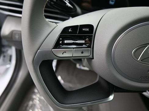 Certified 2026 Hyundai Elantra Sport FWD image 17