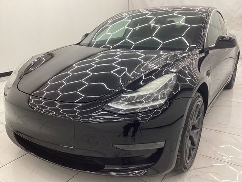 Used 2018 Tesla Model 3 Long Range image 1