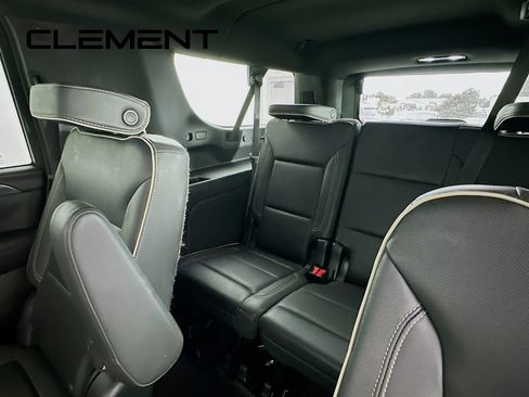 Used 2022 GMC Yukon XL SLT w/ SLT Luxury Package AWD/4WD image 33