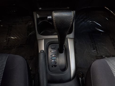 Used 2004 Toyota RAV4 2WD image 10