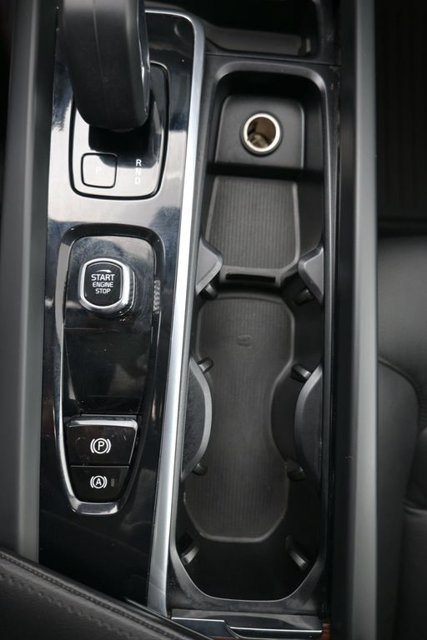 Used 2023 Volvo XC60 B5 Plus w/ Protection Package FWD image 10