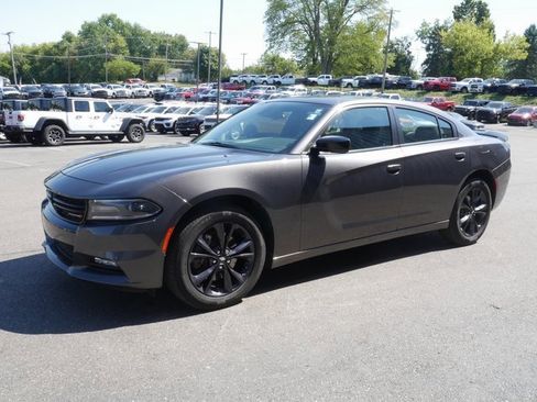 Used 2021 Dodge Charger SXT w/ Blacktop Package image 8