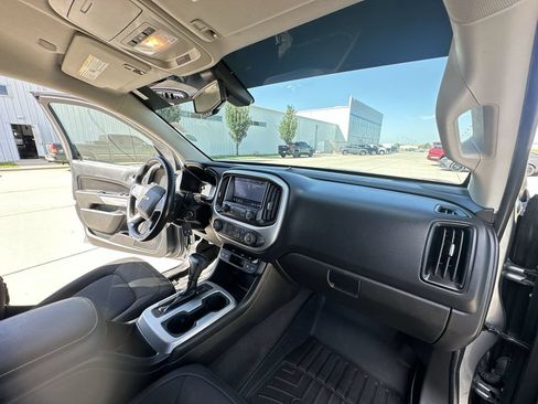Certified 2021 Chevrolet Colorado LT w/ LT Convenience Package AWD/4WD image 28