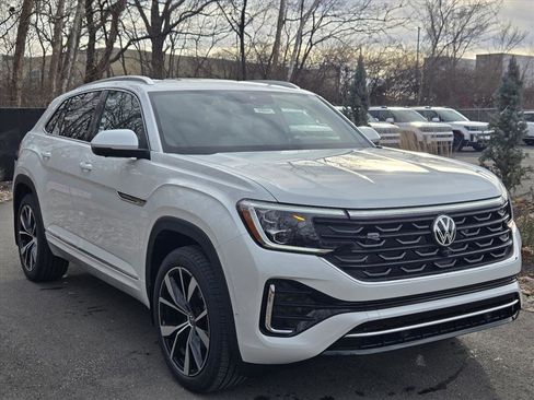 New 2026 Volkswagen Atlas Cross Sport SEL Premium R-Line image 7