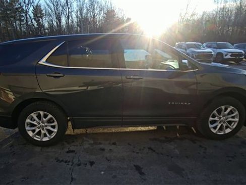 Used 2020 Chevrolet Equinox LT image 9