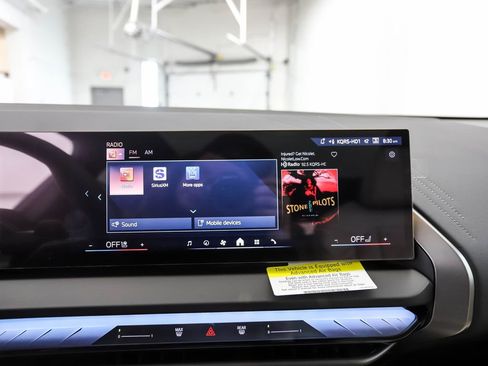 Used 2025 BMW X3 xDrive30i w/ Premium Package image 16