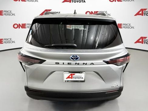 Certified 2024 Toyota Sienna XLE FWD image 7