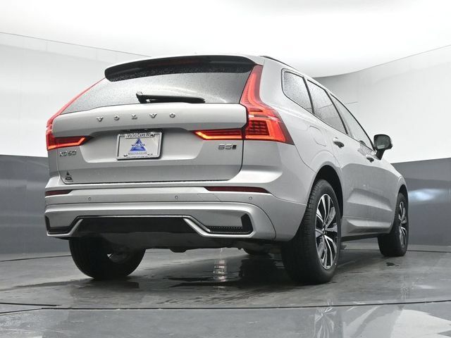 Used 2024 Volvo XC60 B5 Core AWD/4WD image 39