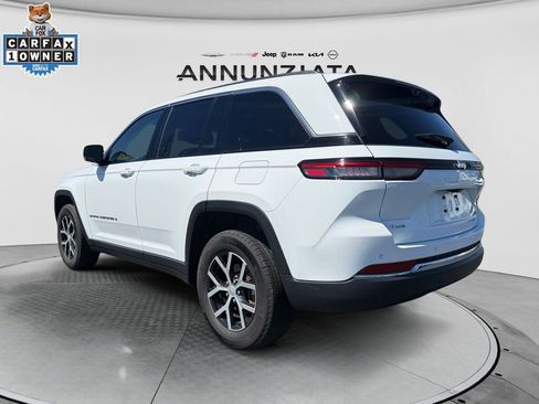 Used 2023 Jeep Grand Cherokee Limited w/ Luxury Tech Group II AWD/4WD image 3