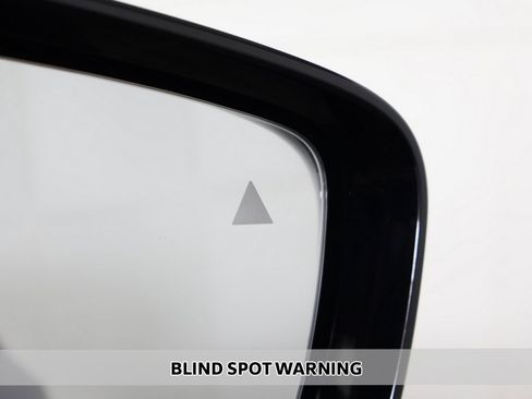 Used 2023 BMW M3 image 6