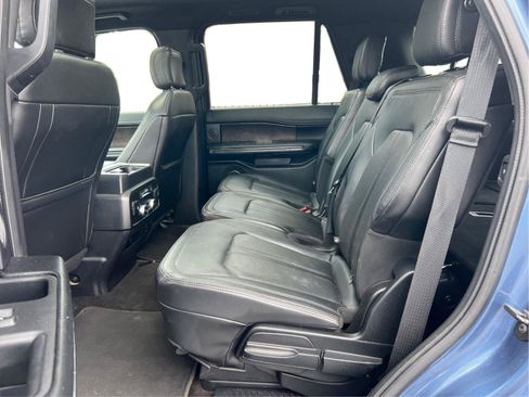 Used 2018 Ford Expedition Limited w/ Equipment Group 301A AWD/4WD image 12