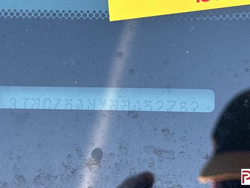 Used 2021 Toyota Tacoma TRD Off-Road w/ Technology Package image 3