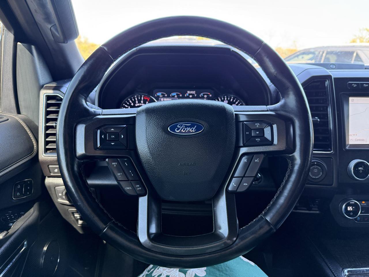 Used 2021 Ford Expedition Limited AWD/4WD image 26