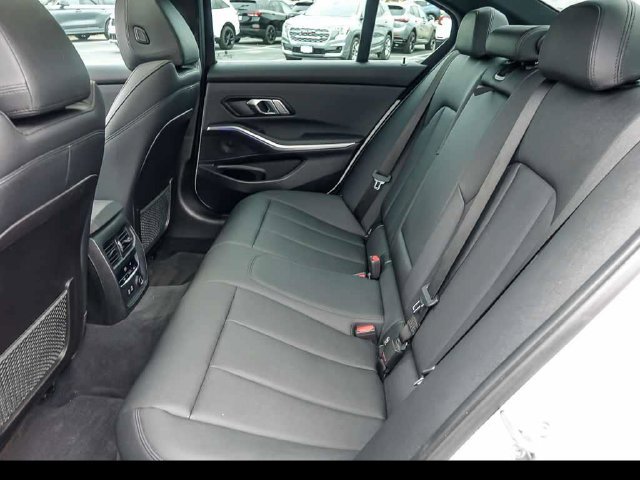 Used 2020 BMW 330i xDrive Sedan w/ Premium Package AWD/4WD image 14