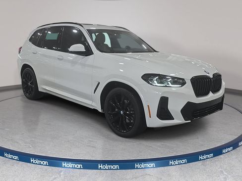 Certified 2024 BMW X3 xDrive30i w/ Premium Package AWD/4WD image 3